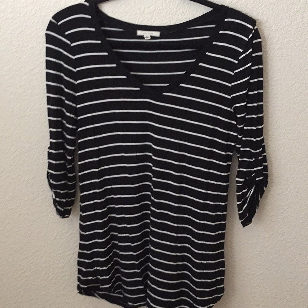 Pleione M black and white striped 3/4 sleeve